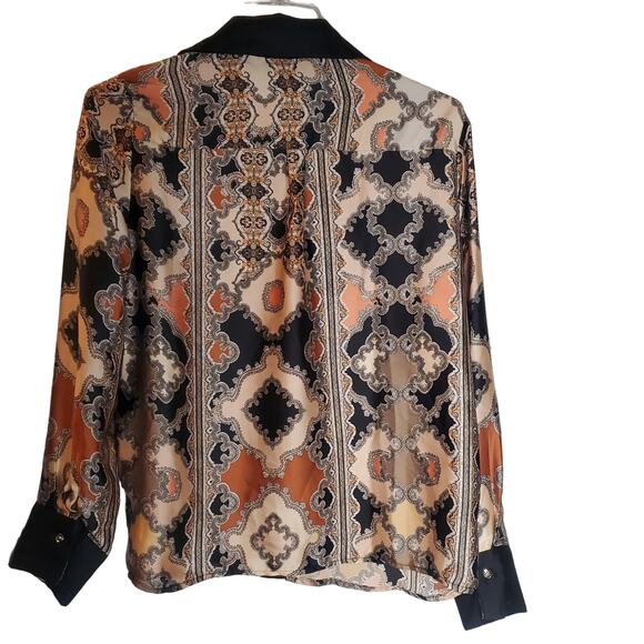 Violet B. Scarf Print Long Sleeve Button Up Collared Blouse Size Small - Picture 2 of 4